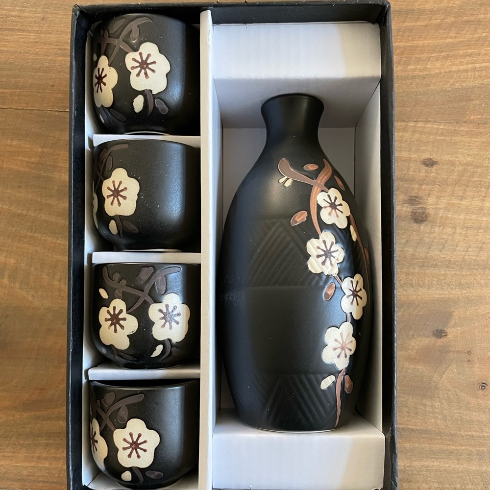 Japanese Sake set with carafe & shot glasses